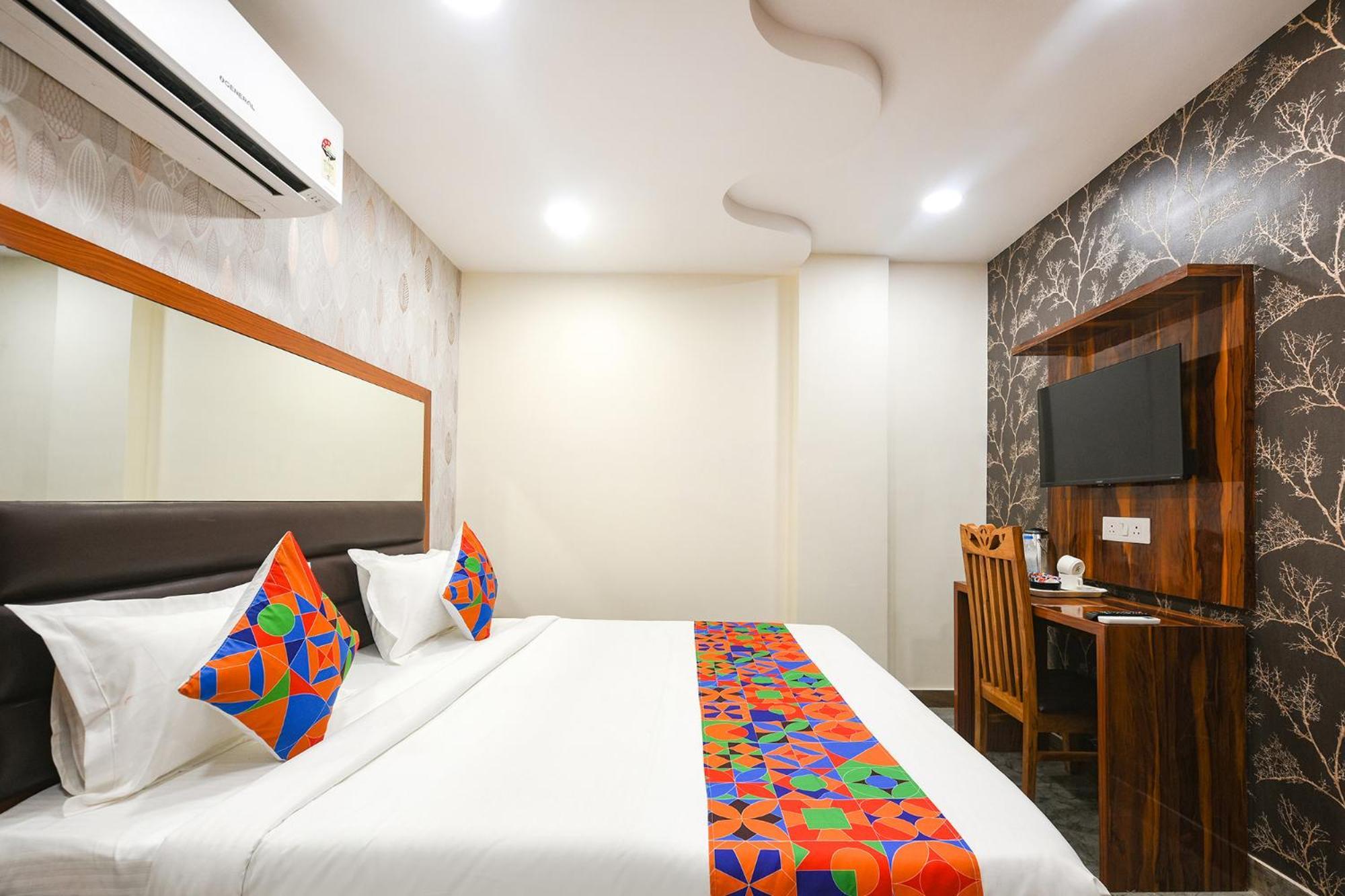 Fabhotel Mona Continental - Nr Laxmi Nagar It Hub New Delhi Luaran gambar
