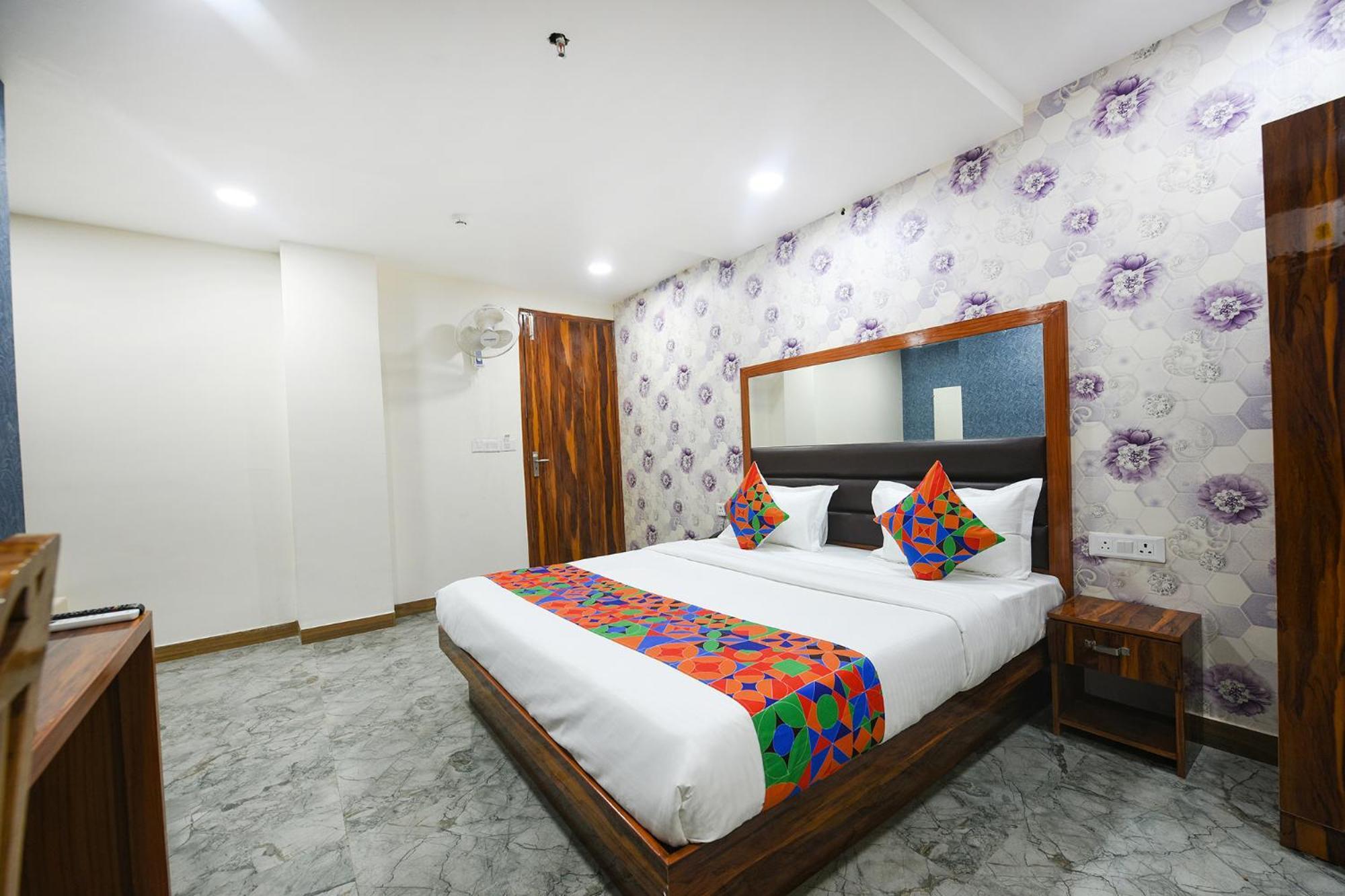 Fabhotel Mona Continental - Nr Laxmi Nagar It Hub New Delhi Luaran gambar