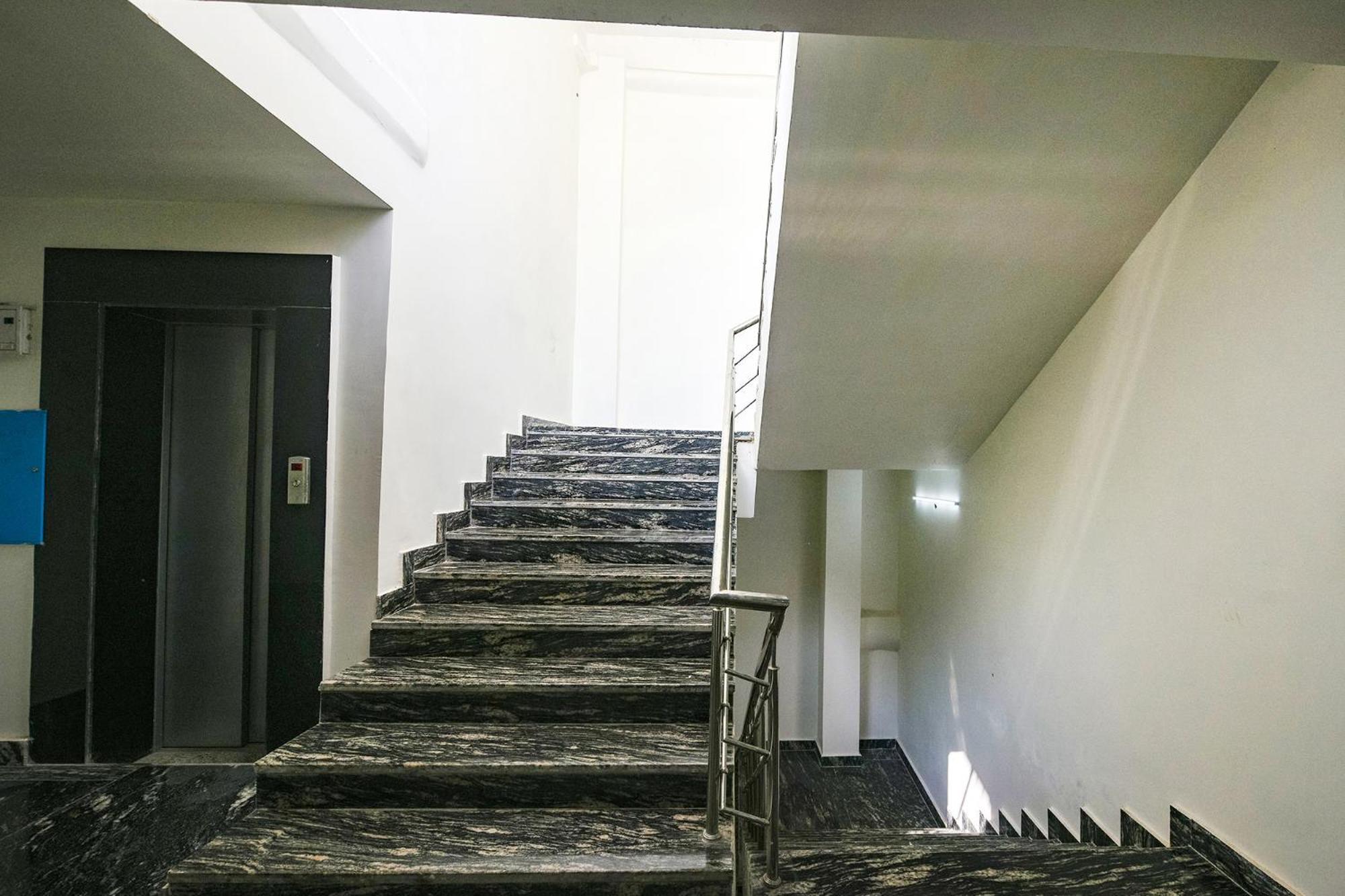 Fabhotel Mona Continental - Nr Laxmi Nagar It Hub New Delhi Luaran gambar