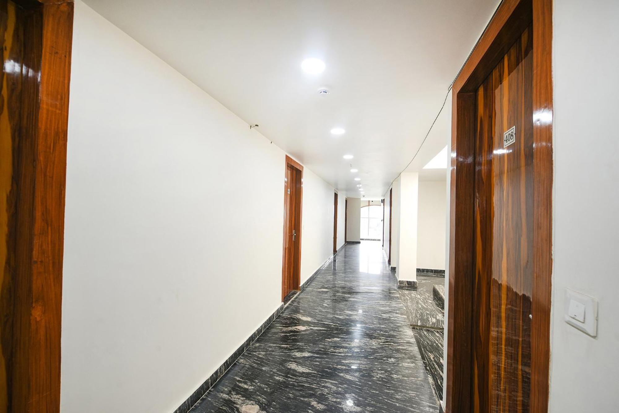 Fabhotel Mona Continental - Nr Laxmi Nagar It Hub New Delhi Luaran gambar